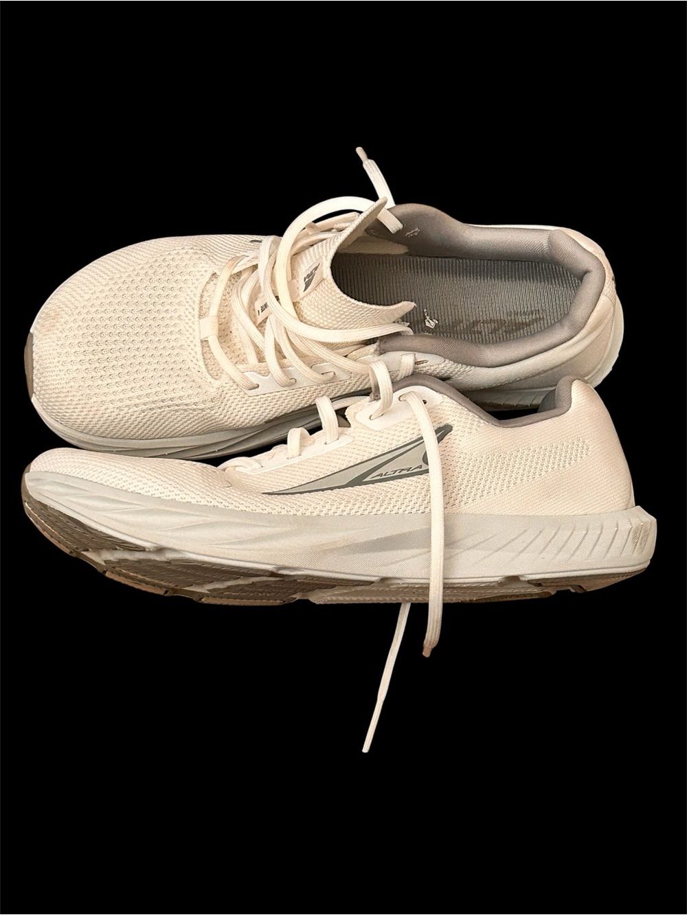 Altra Women's Escalante 4 White and Light Gray Running Shoe sz 9 LNC
